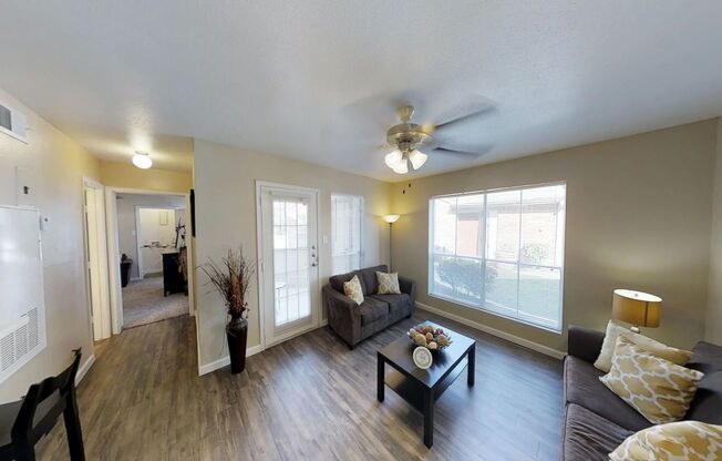 1 bed, 1 bath, 607 sqft, $1,209