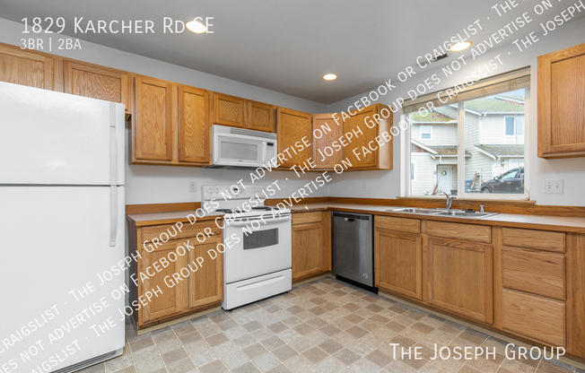 1829 KARCHER RD SE