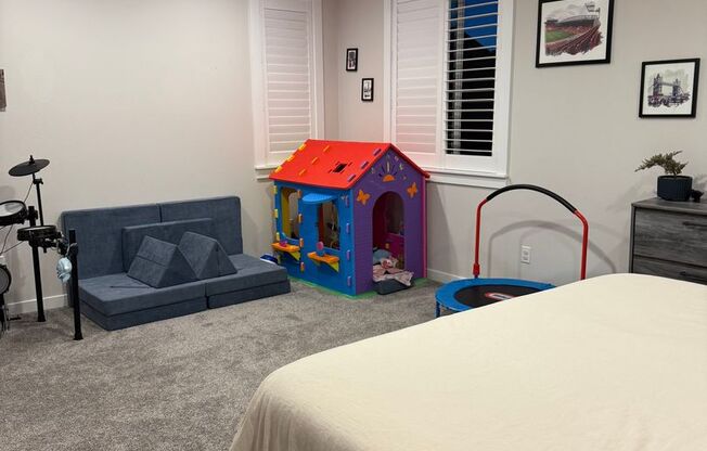 Beautiful Home with lots of upgrades.... A Must See....