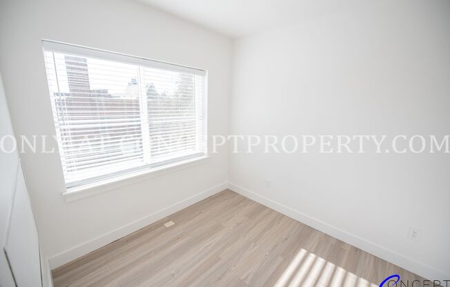 1 bed, 1 bath, 570 sqft, $1,349, Unit 27