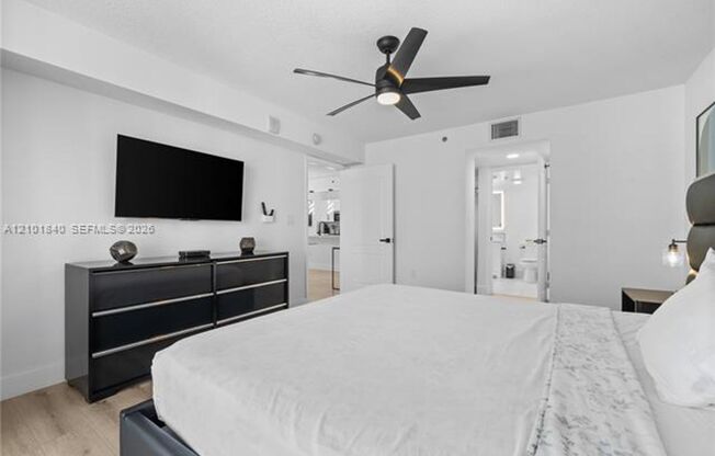1 bed, 1 bath, $3,500, Unit # 1907