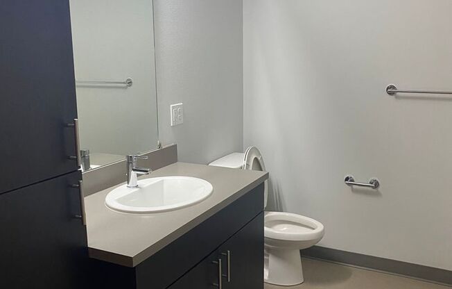 Studio, 1 bath, 489 sqft, $1,615, Unit 136