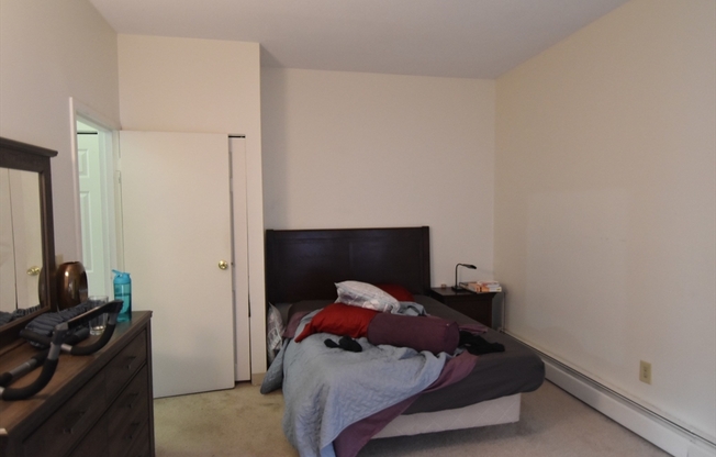 1 bed, 1 bath, 550 sqft, $2,250, Unit 26