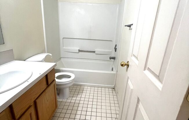 1860 S 2nd Units 9 - 12