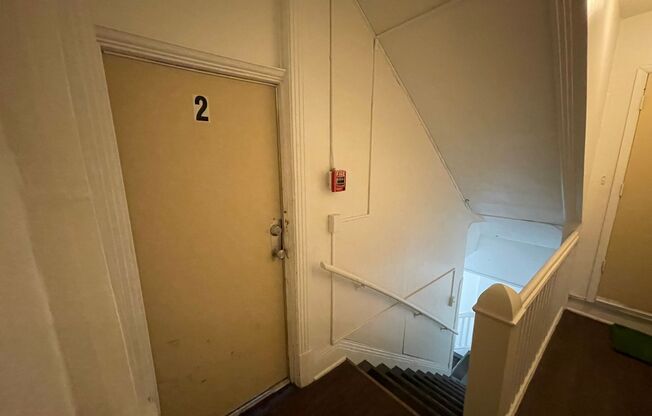 Studio, 1 bath, 339 sqft, $795, Unit 2
