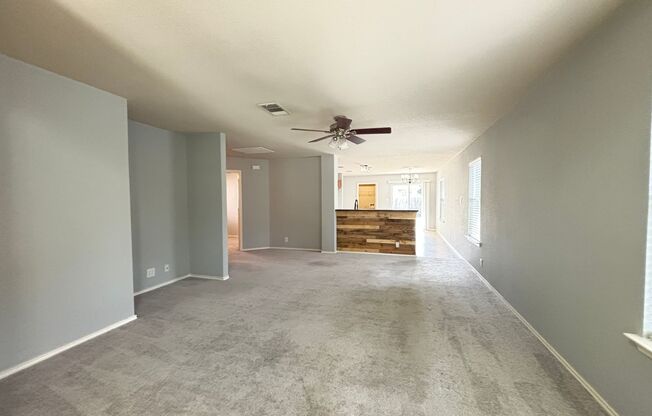 Beautiful 3-bed 2-Bath home in Avery Park with community pool