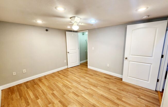 1 bed, 1.5 baths, 950 sqft, $1,250, Unit Unit 245