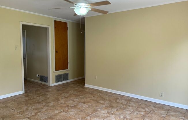 4009 Bahama - 3/Bed 2/Bath - $1575/month