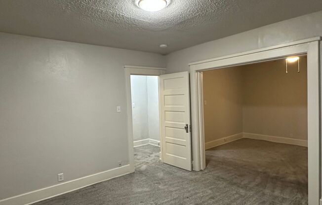 Studio, 1 bath, 280 sqft, $1,095, Unit 102