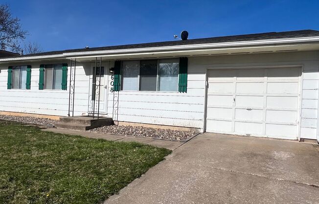 $1,600 | 3 Bedroom, 1 Bathroom Home| No Pets | Available for May 1st, 2024 Move In!