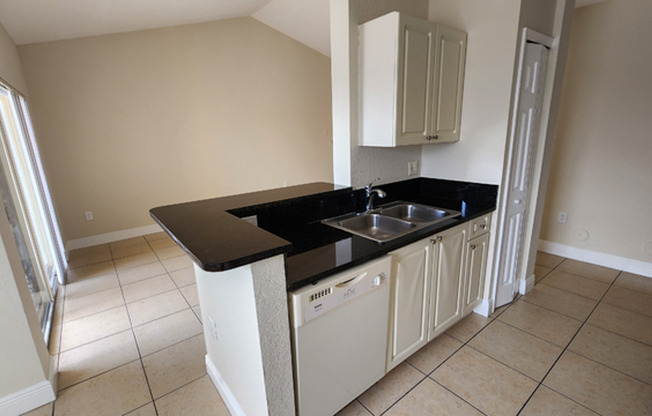 AVAILABLE NOW: Beautiful 1-Bedroom Residence in Prime Cutler Bay Location