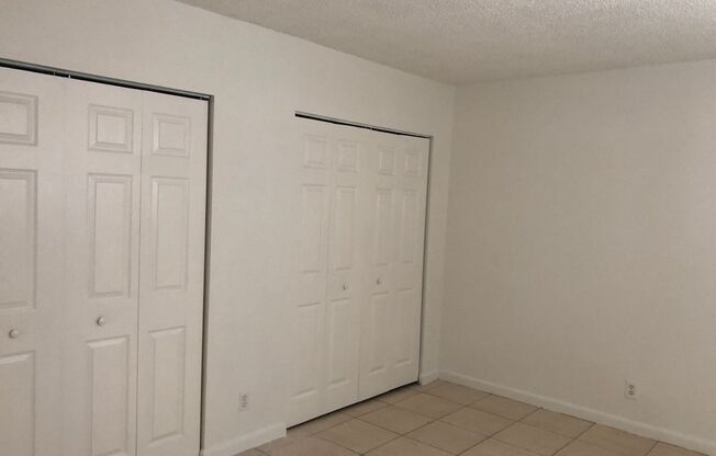 1 bed, 1 bath, $1,900, Unit 2521-03