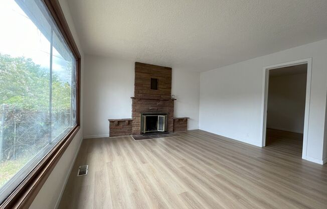 Renovated 3-Bedroom Home with Modern Kitchen & Expansive Primary Suite