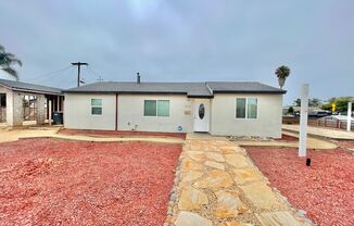 Great 3B/2BA Home in Imperial Beach!