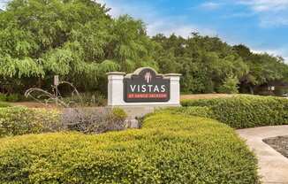 Vistas of Vance Jackson Apartments