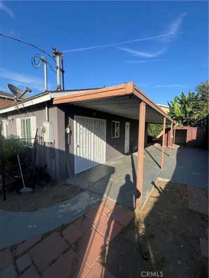 3 beds, 1 bath, 950 sqft, $3,300