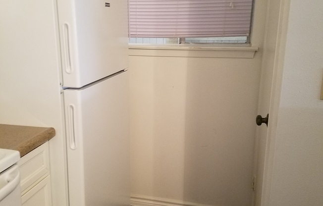 Studio, 1 bath, 415 sqft, $695, Unit 1227