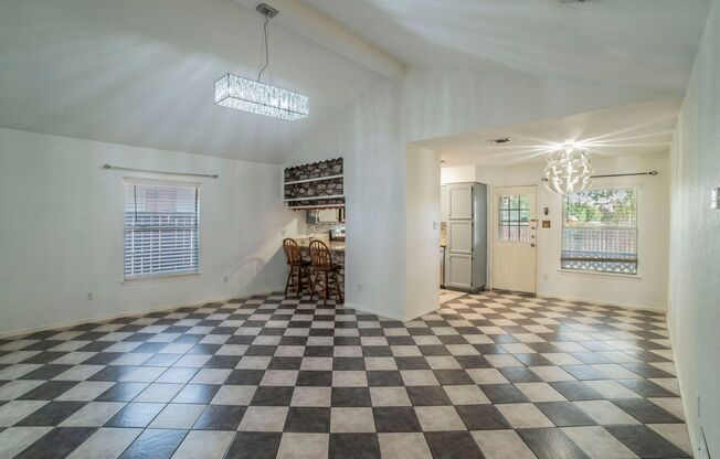 Stylish & Spacious 3-Bed Home