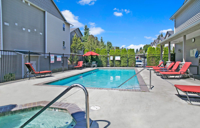 Allegro Pool Apartments in Covington, WA