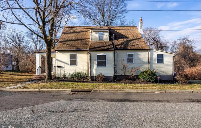 227 WHITTIER AVE