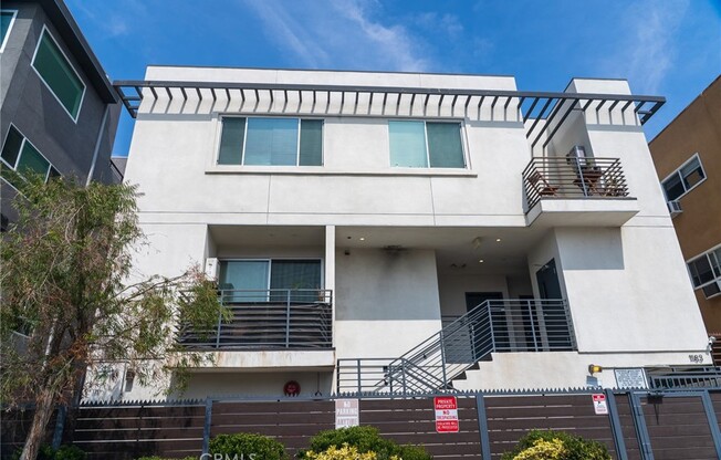 1183 Crenshaw Boulevard