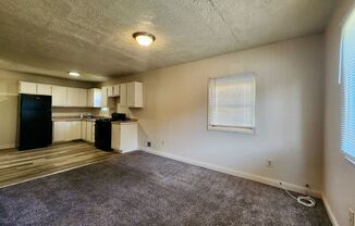 2 beds, 1 bath, $995, Unit 331 Murray Street