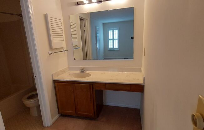 2 beds, 2 baths, $1,795