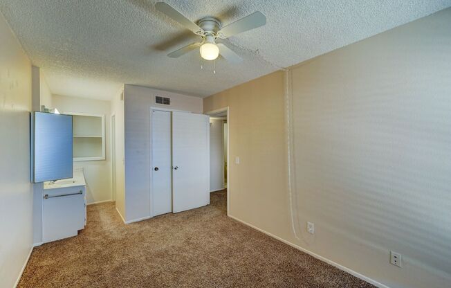 2 beds, 2 baths, $1,350, Unit # 2B