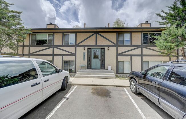 Manitou Blvd 1485