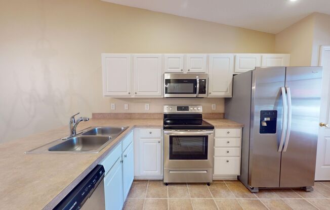 2 beds, 2 baths, $1,550