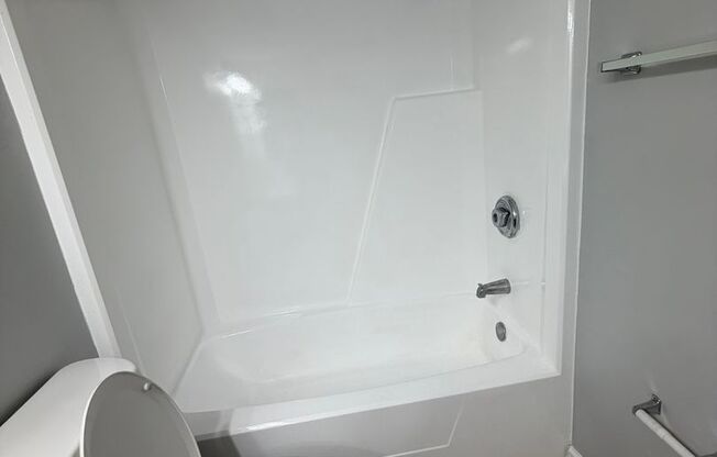 2 beds, 2 baths, 1,000 sqft, $1,495, Unit 10-226