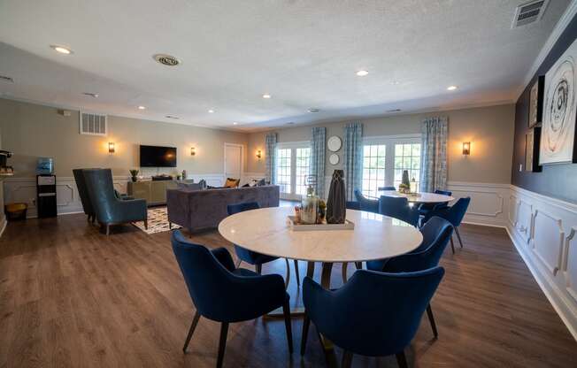 Clubhouse at Ashton Brook Apartments with an open floorplan and ample seating