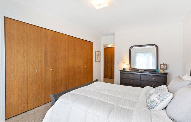 Spacious Closets at Dover Hills Apartments Kalamazoo MI