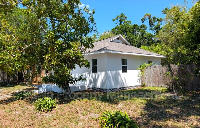 1608 E NEW ORLEANS AVE