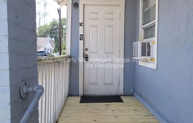 803 E LK AVE