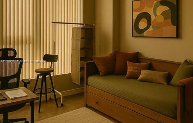 3449 NE 1st Ave unit L-11 (A11829022)