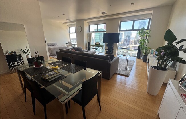 2 beds, 2 baths, 1,320 sqft, $4,100, Unit 2203