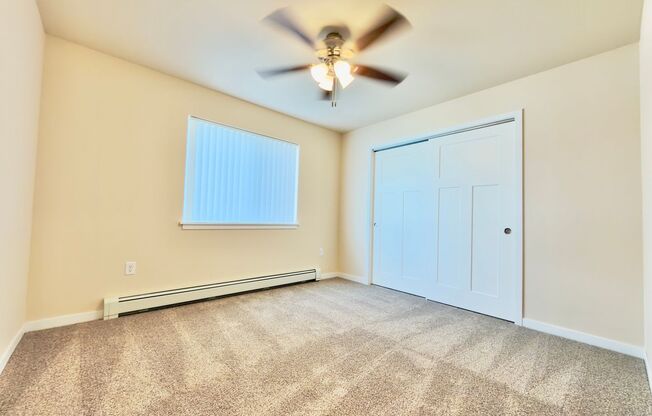 1 bed, 1 bath, 645 sqft, $1,379, Unit EC 4242-01