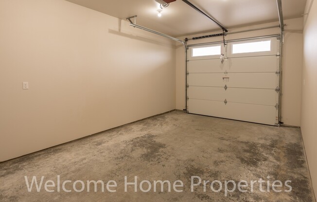 2 beds, 2.5 baths, 1,250 sqft, $2,695, Unit 2 NE Hadley #2