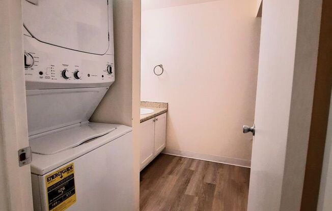 1 bed, 1 bath, 622 sqft, $1,499, Unit 534