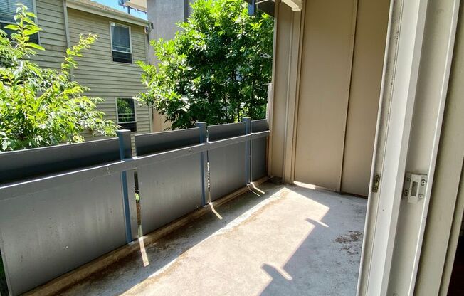 Nob Hill Apartments