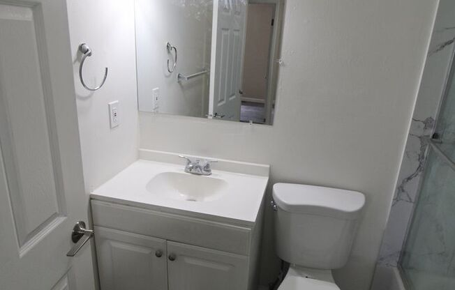 2 beds, 1 bath, $2,899