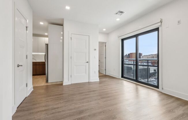 Studio, 1 bath, 545 sqft, $2,050, Unit 406