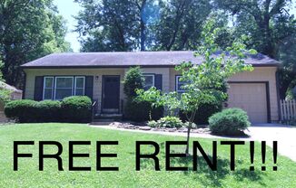 1/2 Month FREE On This 2 Bedroom 1 Bath Home in Roeland Park