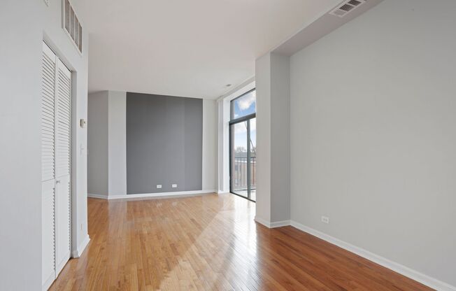 1 bed, 1 bath, 544 sqft, $2,000, Unit 305