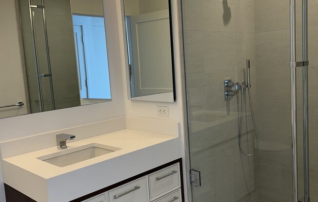 Studio, 1 bath, 371 sqft, $4,500, Unit 2406