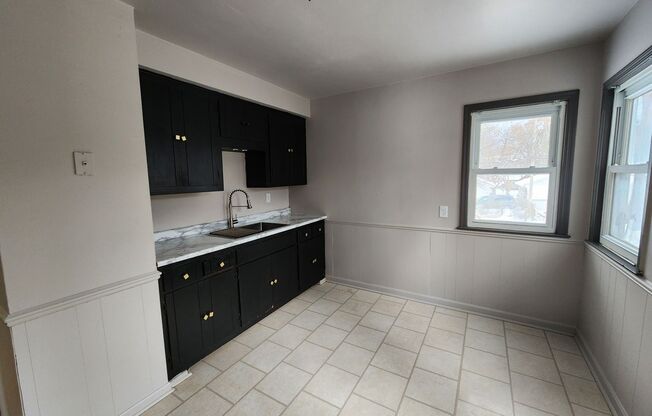 2-bedroom Single Family - Available now!