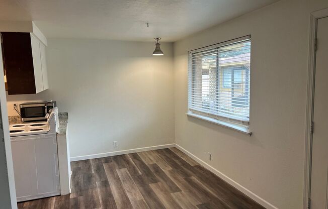 4359-1t - 145 Cedar St. #1 - 6