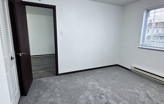 1 Bedroom Apartment Available on January! Apply Now!