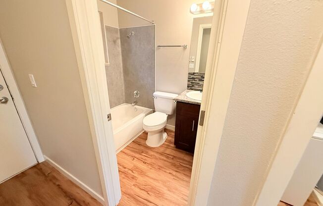 1 bed, 1 bath, 624 sqft, $1,825, Unit 305